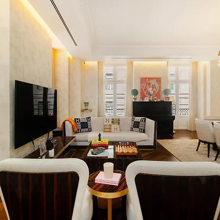 Whome Timeless Luxury In Historical Center