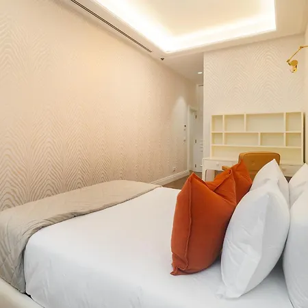 Whome Timeless Luxury In Historical Center 리스본